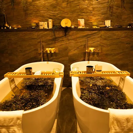 Erris Coast فندق Gweesalia