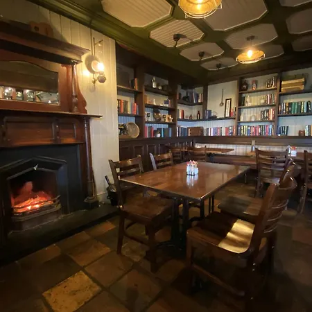 Erris Coast ホテル