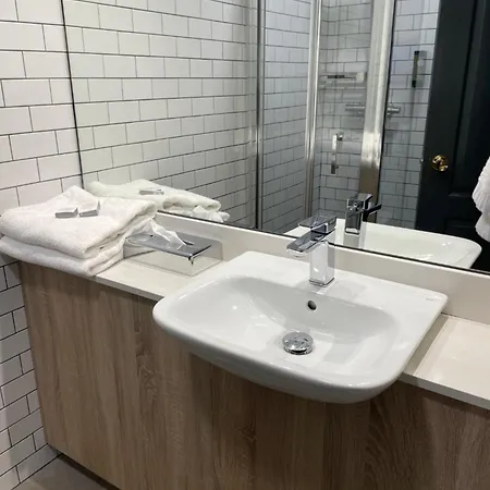 فندق Erris Coast Gweesalia