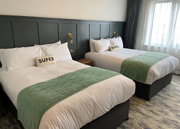 Erris Coast Gweesalia