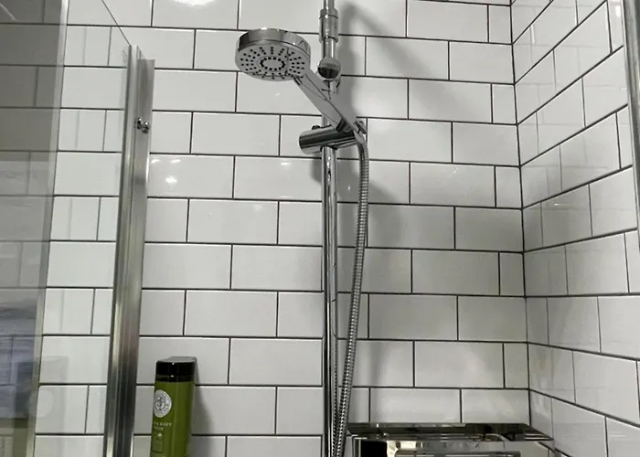 Erris Coast 호텔 *